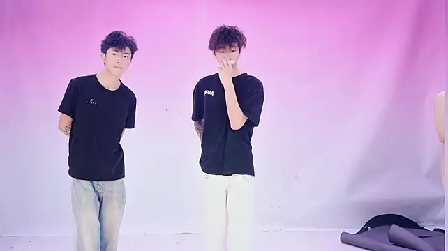BTboy-001 Chat XXX live