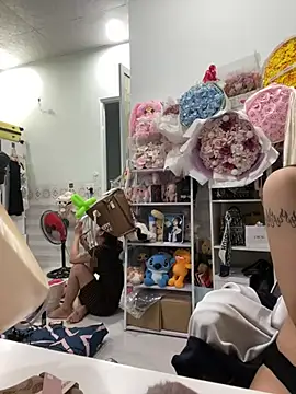 _AnneMia_ Adlı Modelin Canlı XXX Sohbeti