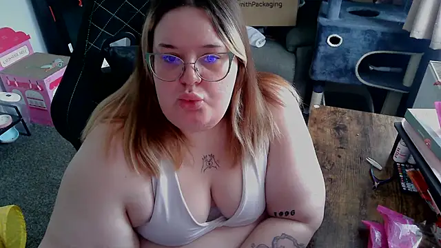 Chat XXX en directo de BBW-QUEENIE