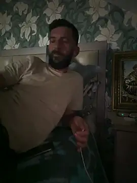 دردشة Michel_huge الجنسية المباشرة