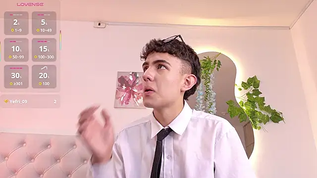 XXX chat uživo modela Eithan__wolf