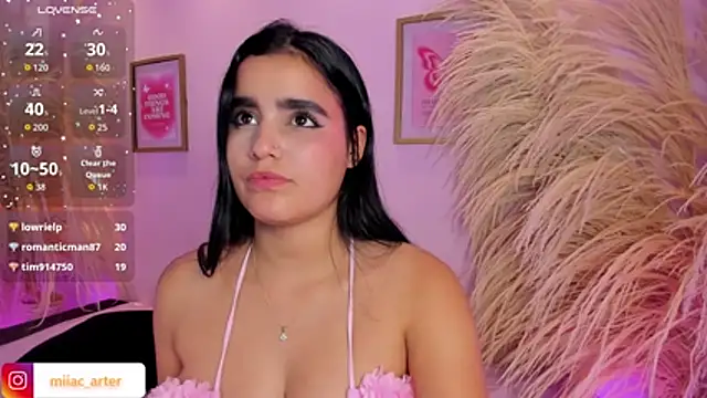 MiaaCarter_ Adlı Modelin Canlı XXX Sohbeti