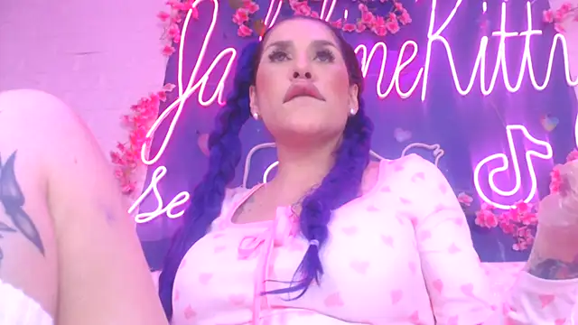 دردشة JakelineKitty الجنسية المباشرة