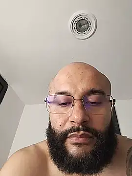 Luke__09 XXX чат на живо