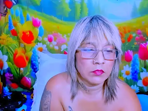indianroxy 现场XXX聊天