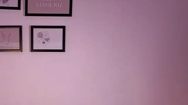 Pamela_tomas live XXX chat