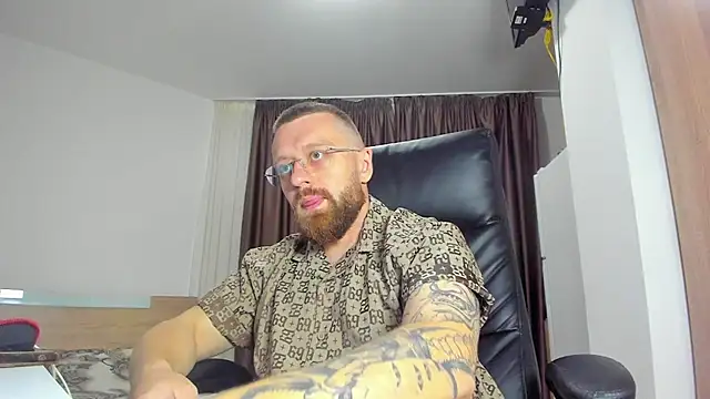 XXX chat uživo modela Findom_guy