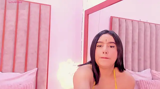 Chat +18 de Zoe_Monrow ao vivo