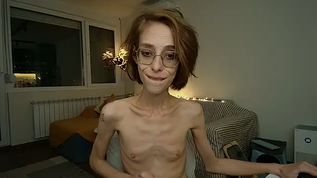 amber_quell_here élő XXX-chatje
