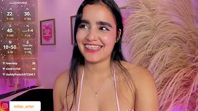 Chat XXX ao vivo de MiaaCarter_