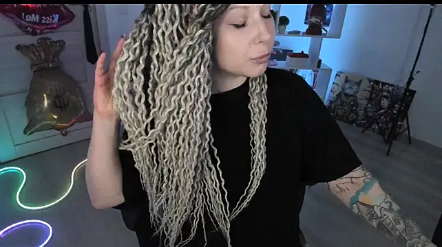 Chat XXX en directo de HoneySallyMoore