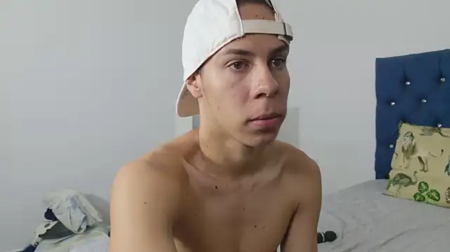 grey___27n Live XXX chat