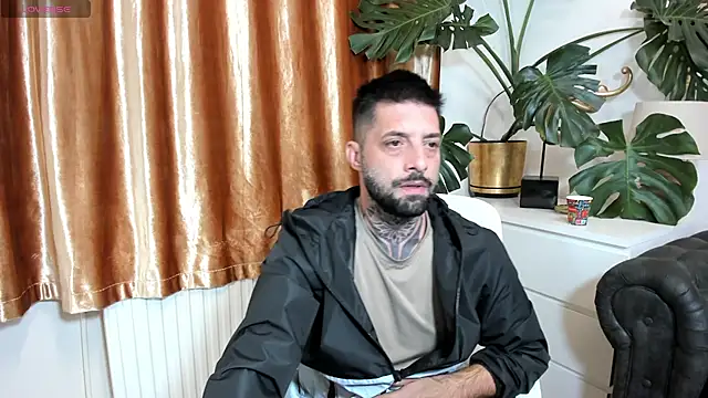 Živý XXX chat TommyDum