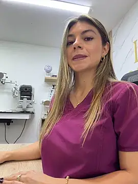 alicee16's Live XXX Chat