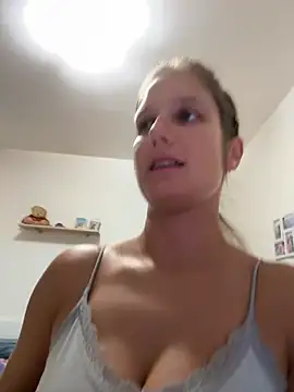 jennifer11772 – Live XXX-chat