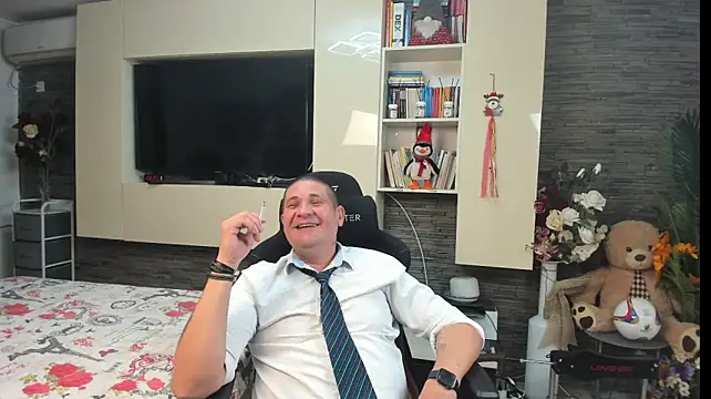 SpartacusDaddy48 Chat XXX in diretta