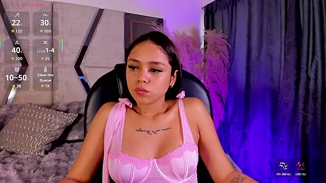CarolineFyre – Naživo XXX chat
