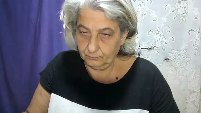 ExquisiteMature Adlı Modelin Canlı XXX Sohbeti