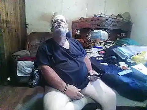 hearseguy77 live XXX chat