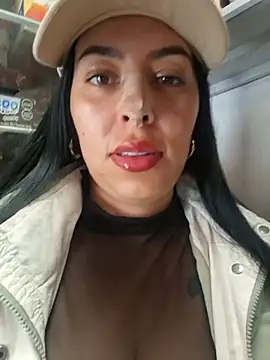 Luianna – Naživo XXX chat