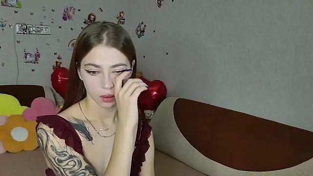 Bet_Betris Adlı Modelin Canlı XXX Sohbeti