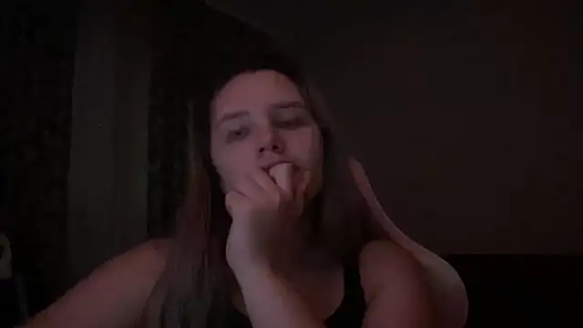 Chat +18 de Venirahh ao vivo