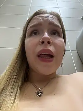 Liza_risky's Live XXX Chat