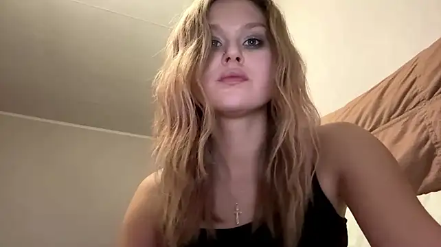 ColetteSolverud XXX чат на живо