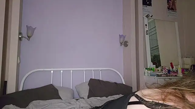 XXX chat uživo modela SingleSting