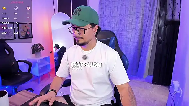 DaviidEvans_: απευθείας συνομιλία ΧΧΧ