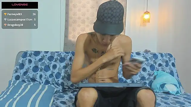 Rome_18 Live XXX-chat
