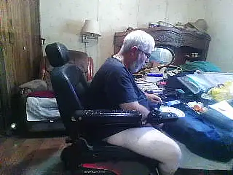 hearseguy77 Live XXX Chat