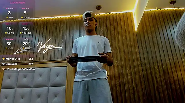 Chat XXX en directo de Colby_driscoll