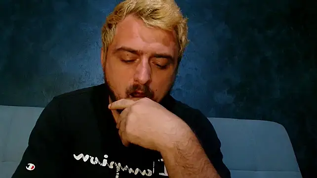 CLOUDYMarkWayne Chat XXX live