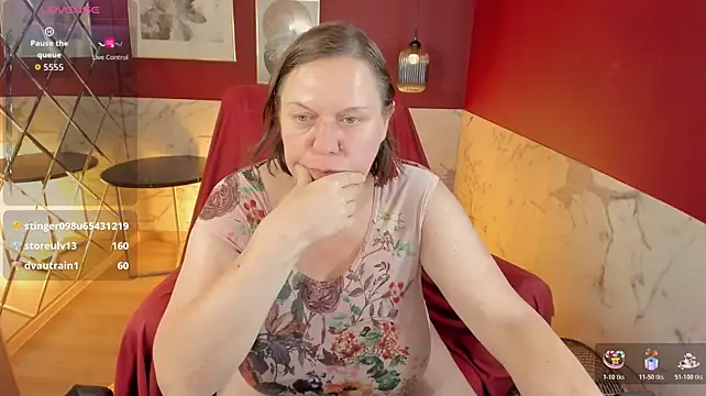 צ'אט XXX בשידור חי של KellyPerfection