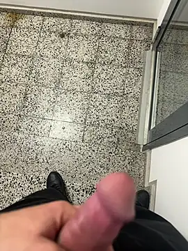 Czat XXX na żywo – cum-master81
