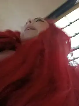 Bela-outdoor Chat XXX live