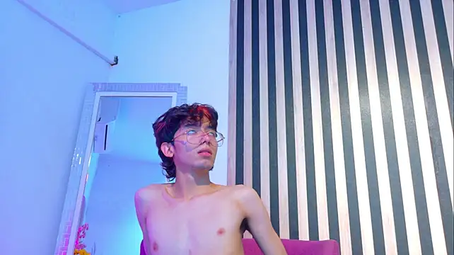 Twink_Sebas7's Live XXX Chat
