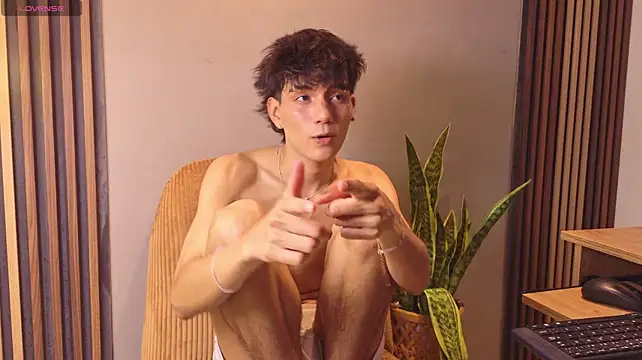 christopher_robin4n Live XXX chat