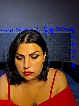 kataleya94 Adlı Modelin Canlı XXX Sohbeti