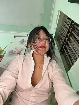 Emmiuuuu03 - GÓP GẠO MUA ĐỒ CHƠI