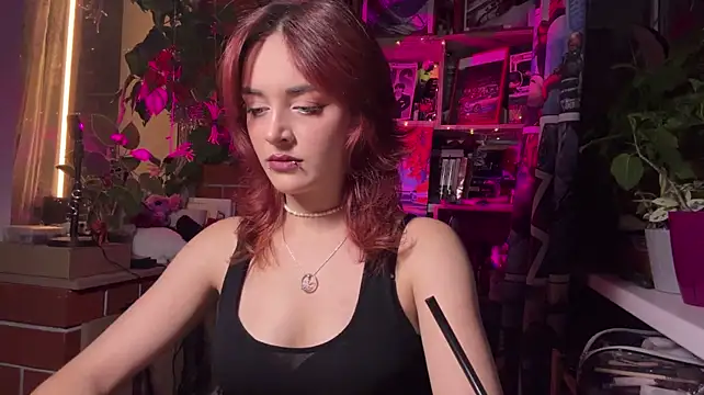 Leona_VS' Live XXX Chat