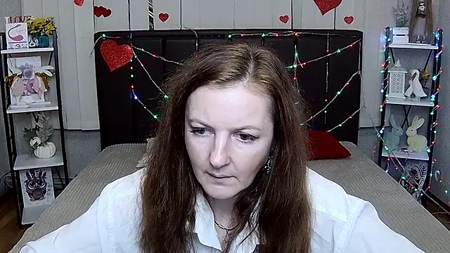 Chat +18 de MeganPirs ao vivo