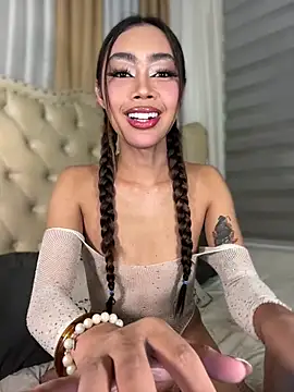 Innocent_yanixx69's Live XXX Chat