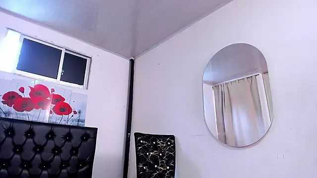 pinky_f00x Chat XXX live
