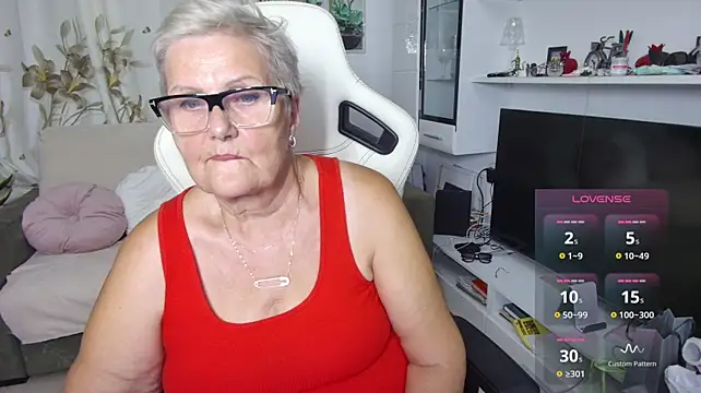 Selenna57 XXX чат на живо