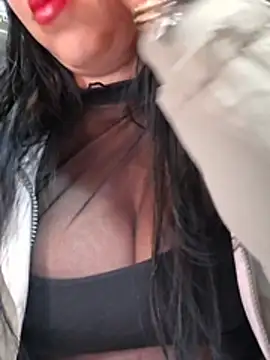 Luianna Live XXX-chat