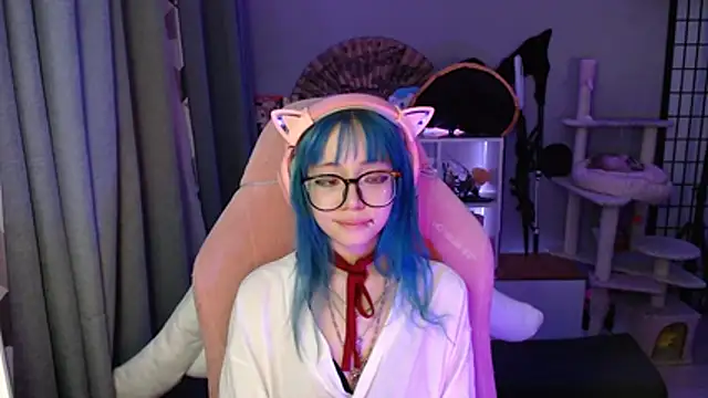 XXX chat uživo modela SaxonDibs