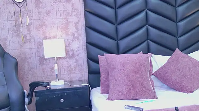 Chat +18 de MarilynWilld ao vivo