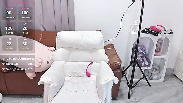 enya- Chat XXX in diretta